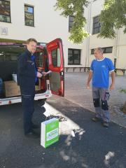 Nova pošiljka zaščitnih mask za vzgojno izobraževalne institucije in Dom upokojencev Sežana 1